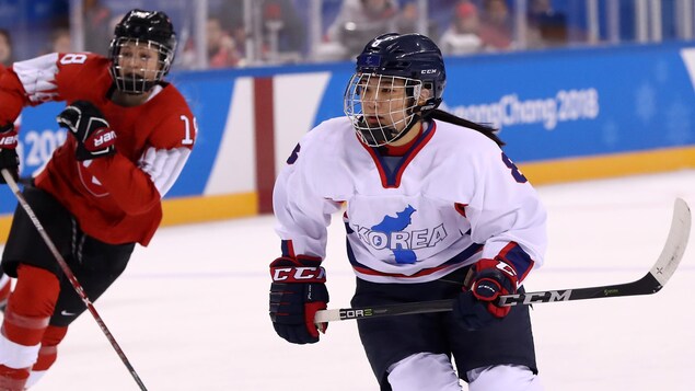 L'équipe unifiée de Corée affronte la Suisse lors du tournoi de hockey féminin aux Jeux de 2018 L'équipe unifiée de Corée affronte la Suisse lors du tournoi de hockey féminin aux Jeux de 2018