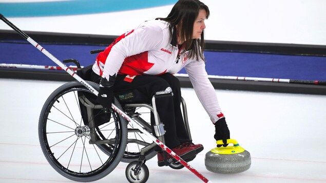 Les curleurs canadiens battent aisément les Chinois, champions paralympiques en titre