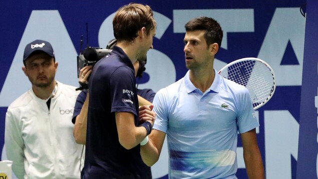 Novak Djokovic en finale à Astana, Daniil Medvedev abandonne