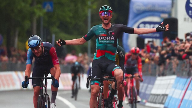 Derek Gee tout près de la victoire d’étape au Tour d’Italie
