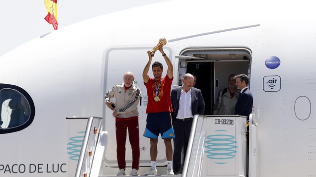 L’équipe d’Espagne, championne de la Coupe du monde, a atterri à Madrid
