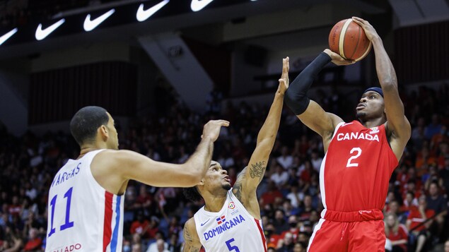 Basketball: Le Canada bat la République dominicaine à Hamilton