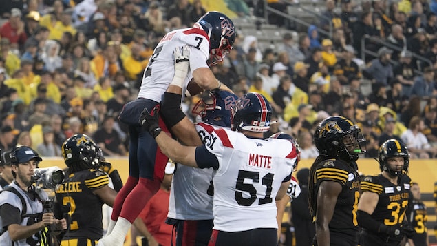 Les Alouettes s’amusent contre les Tiger-Cats à Hamilton