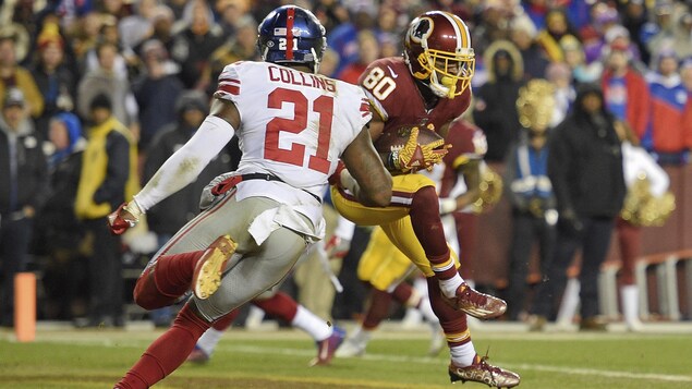 Landon Collins, des Giants de New York (à gauche), et Jamison Crowder, des Redskins de Washington Landon Collins, des Giants de New York (à gauche), et Jamison Crowder, des Redskins de Washington