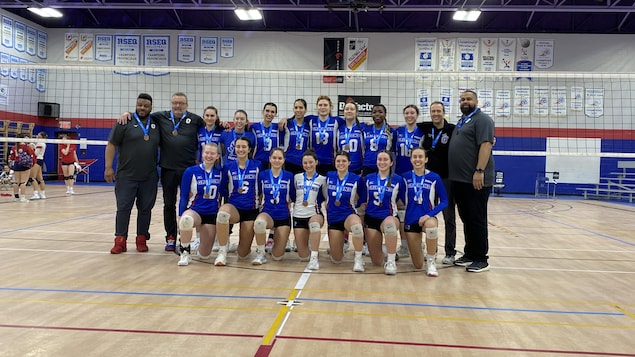 Volleyball féminin : les Griffons remportent le bronze à la maison