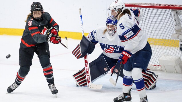 Canada contre États-Unis : fort intérêt pour le match de hockey féminin à Trois-Rivières