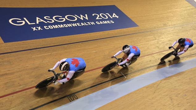 Hugo Barrette, Joseph Veloce et Vincent De Haître aux Jeux du Commonwealth en cyclisme sur piste en 2014 Hugo Barrette, Joseph Veloce et Vincent De Haître aux Jeux du Commonwealth en cyclisme sur piste en 2014