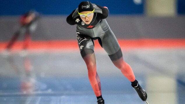 Médaillée de bronze sur 3000 m, Isabelle Weidemann gagne la première médaille canadienne