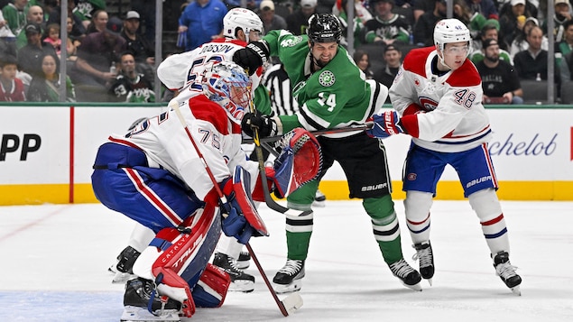 Jakub Dobes renoue avec la victoire face aux Stars