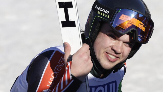 James Crawford réalise le 2e temps de la descente d’entraînement