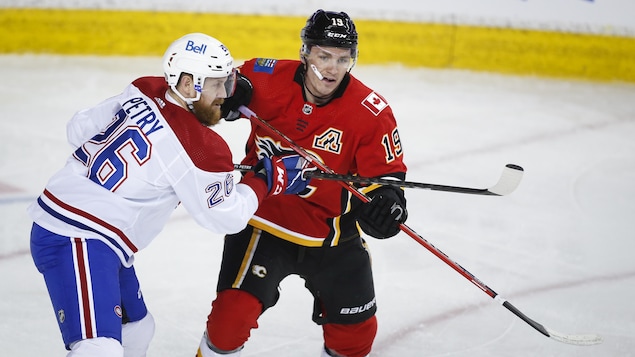 Matthew Tkachuk aux Panthers, Jonathan Huberdeau et Mackenzie Weegar aux Flames