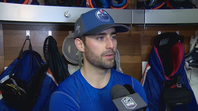 Jordan Eberle des Oilers d'Edmonton. Jordan Eberle des Oilers d'Edmonton.