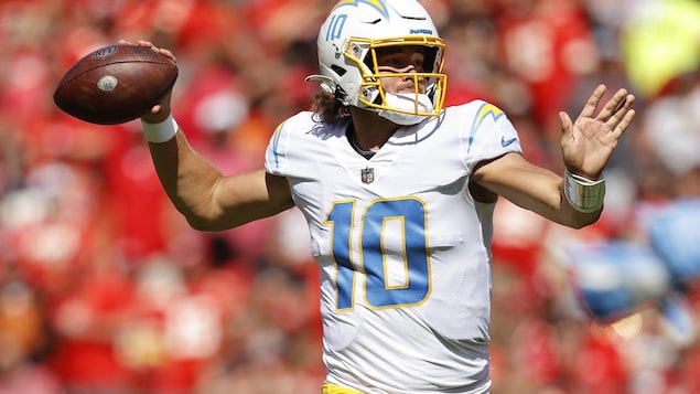 Justin Herbert se charge des Chiefs