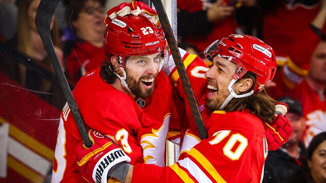 Victoire des Flames face aux Islanders