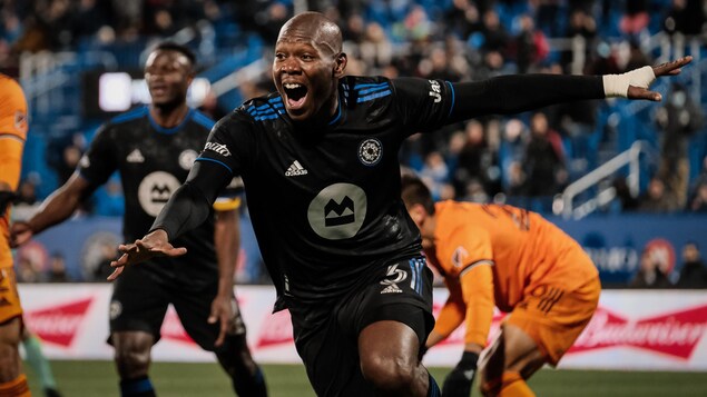 Le défenseur Kamal Miller au match des étoiles de la MLS