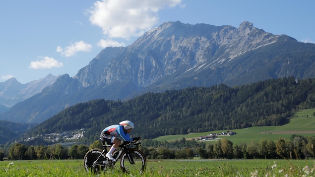 Karol-Ann Canuel lors du contre-la-montre individuel des Championnats du monde sur route, à Innsbruck. Karol-Ann Canuel lors du contre-la-montre individuel des Championnats du monde sur route, à Innsbruck.