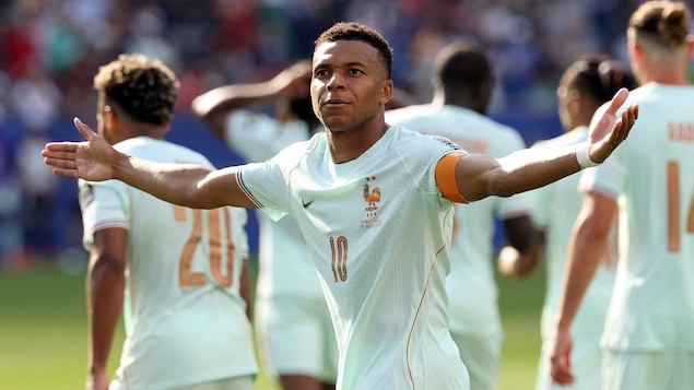  La France défait le Maroc et rejoint le carré d’as au Mondial 