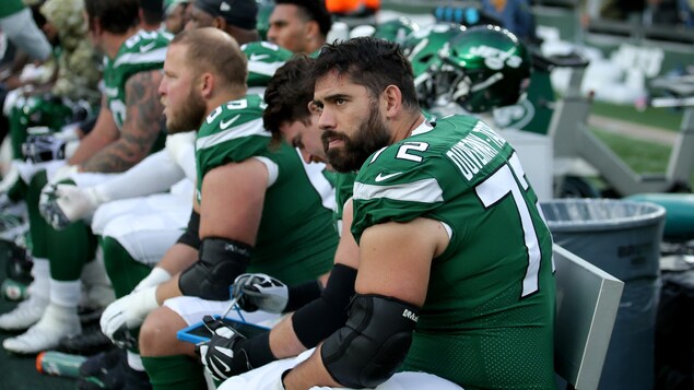 Laurent Duvernay-Tardif reçoit un résultat positif au test de la COVID-19