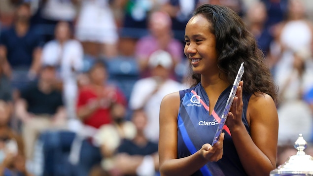 Leylah Annie Fernandez est lauréate du trophée Bobbie Rosenfeld