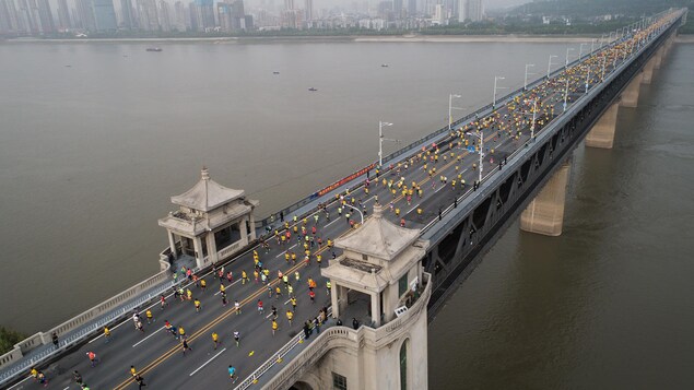 Le marathon de Wuhan reporté en raison de la COVID-19