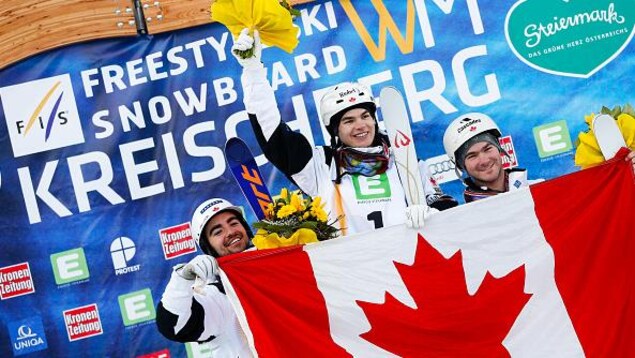 Marc-Antoine Gagnon partage le podium avec Mikaël Kingsbury et Philippe Marquis aux Championnats mondiaux de ski acrobatique en 2015. Marc-Antoine Gagnon partage le podium avec Mikaël Kingsbury et Philippe Marquis aux Championnats mondiaux de ski acrobatique en 2015.