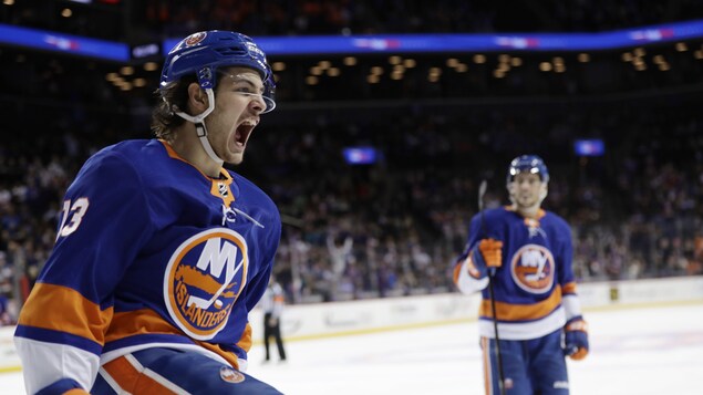 Mathew Barzal Mathew Barzal