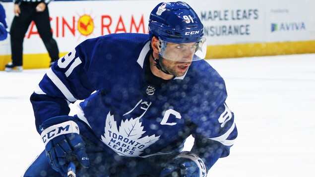 La COVID-19 s’introduit dans le vestiaire des Maple Leafs