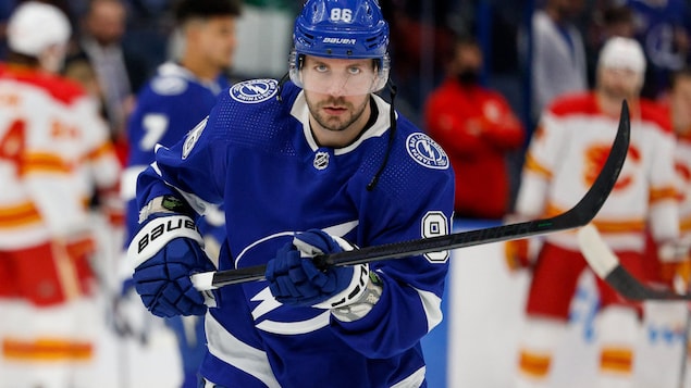 Kucherov revient au jeu et aide le Lightning à vaincre les Flames