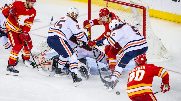 Les Flames remportent la première manche de la bataille de l’Alberta