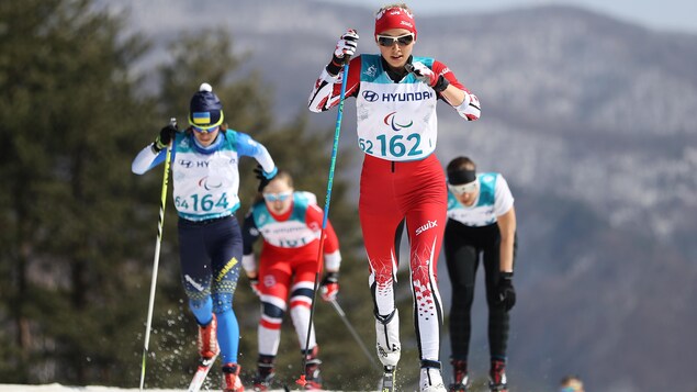 Natalie Wilkie a remporté le bronze au sprint classique en position debout de paraski de fond à Pyeongchang. Natalie Wilkie a remporté le bronze au sprint classique en position debout de paraski de fond à Pyeongchang.