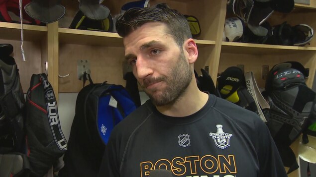Patrice Bergeron après la 3e rencontre de séries éliminatoires face aux Maple Leafs à Toronto Patrice Bergeron après la 3e rencontre de séries éliminatoires face aux Maple Leafs à Toronto