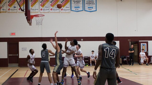 Basketball : le Phénix de Nicolas-Gatineau en quête d’un premier titre provincial