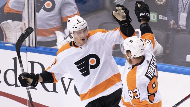 Philippe Myers and Sean Couturier ready for a new season with the Flyers