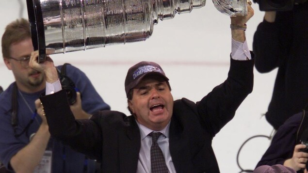 L’ex DG des Nordiques Pierre Lacroix immortalisé au Colorado