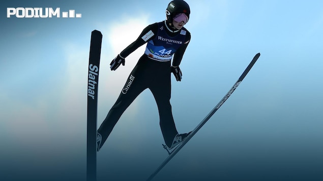 Une spécialiste de saut à ski dans les airs