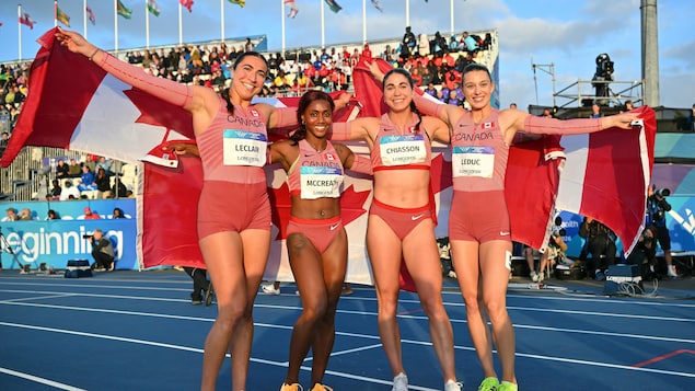 Athlétisme : les relais canadiens médaillés d’argent au 4 x 100 m à Glasgow