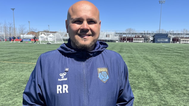 Les Roses congédient leur entraîneur-chef Robert Rositoiu