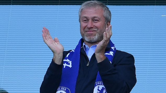 Le Russe Roman Abramovitch cède le contrôle de Chelsea