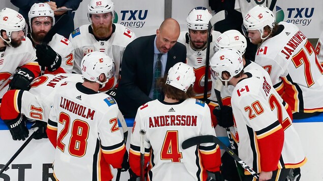 Ryan Huska est le nouvel entraîneur des Flames