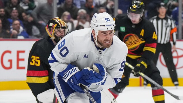 Un doigt fracturé et une absence prolongée pour Ryan O’Reilly des Maple Leafs