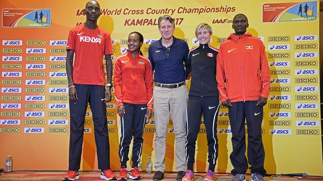 De gauche à droite Asbel Kiprop, Faith Kipyegon, Sebastian Coe, Sasha Gollish et Stephen Kiprotich