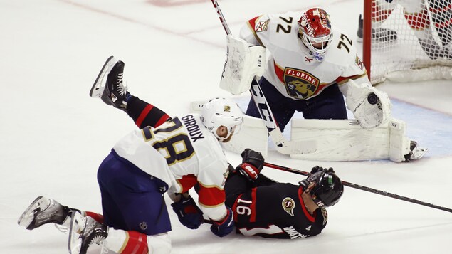 Les Panthers se relèvent et l’emportent à Ottawa