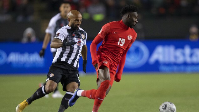 La semaine de travail d’Alphonso Davies ne fait que commencer