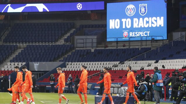 Pourquoi y a-t-il tant de racisme pendant cette Coupe du monde de soccer?