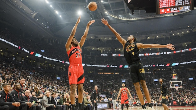 Les Raptors entament la saison du bon pied contre les Cavaliers