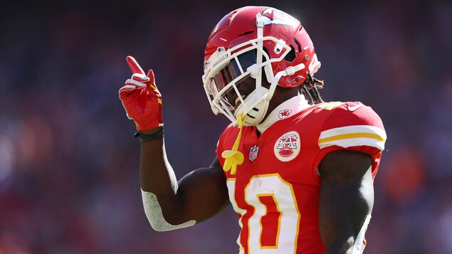 Tyreek Hill échangé des Chiefs aux Dolphins