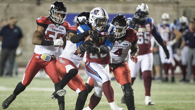 Tyrell Sutton lors du match du 14 juillet 2017 contre les Stampeders de Calgary Tyrell Sutton lors du match du 14 juillet 2017 contre les Stampeders de Calgary