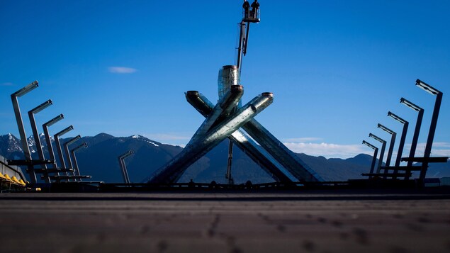 Jeux de Pékin : des appels pour ne pas allumer la vasque olympique de Vancouver