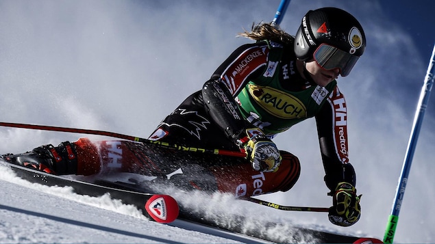 Radio-Canada Sports diffuse la Coupe du monde de ski alpin en direct de Mont-Tremblant les 2 et 3 décembre.