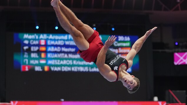 William Émard termine 8e à la table de saut aux mondiaux de gymnastique